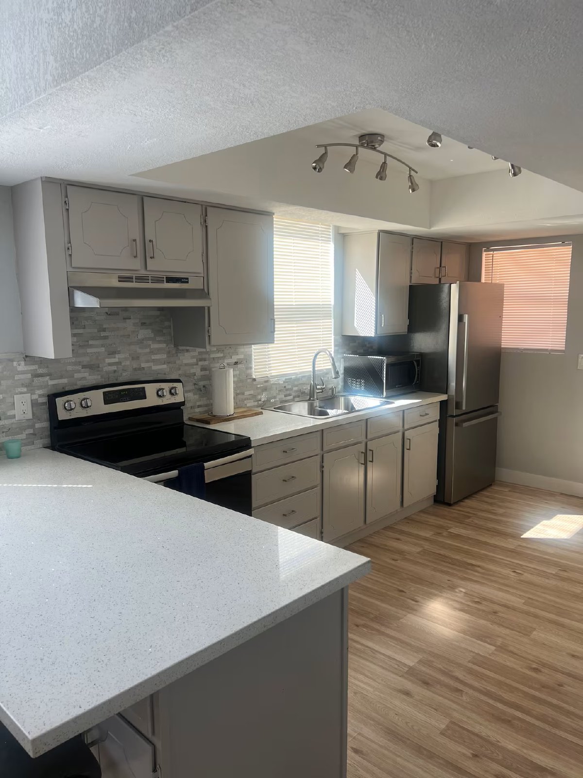 3393 Kearsage property image