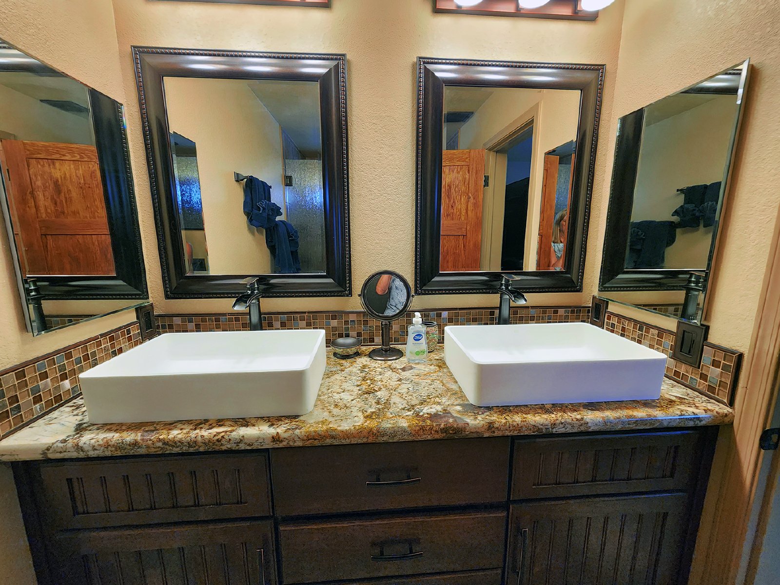 Havasaloon in Lake Havasu property image