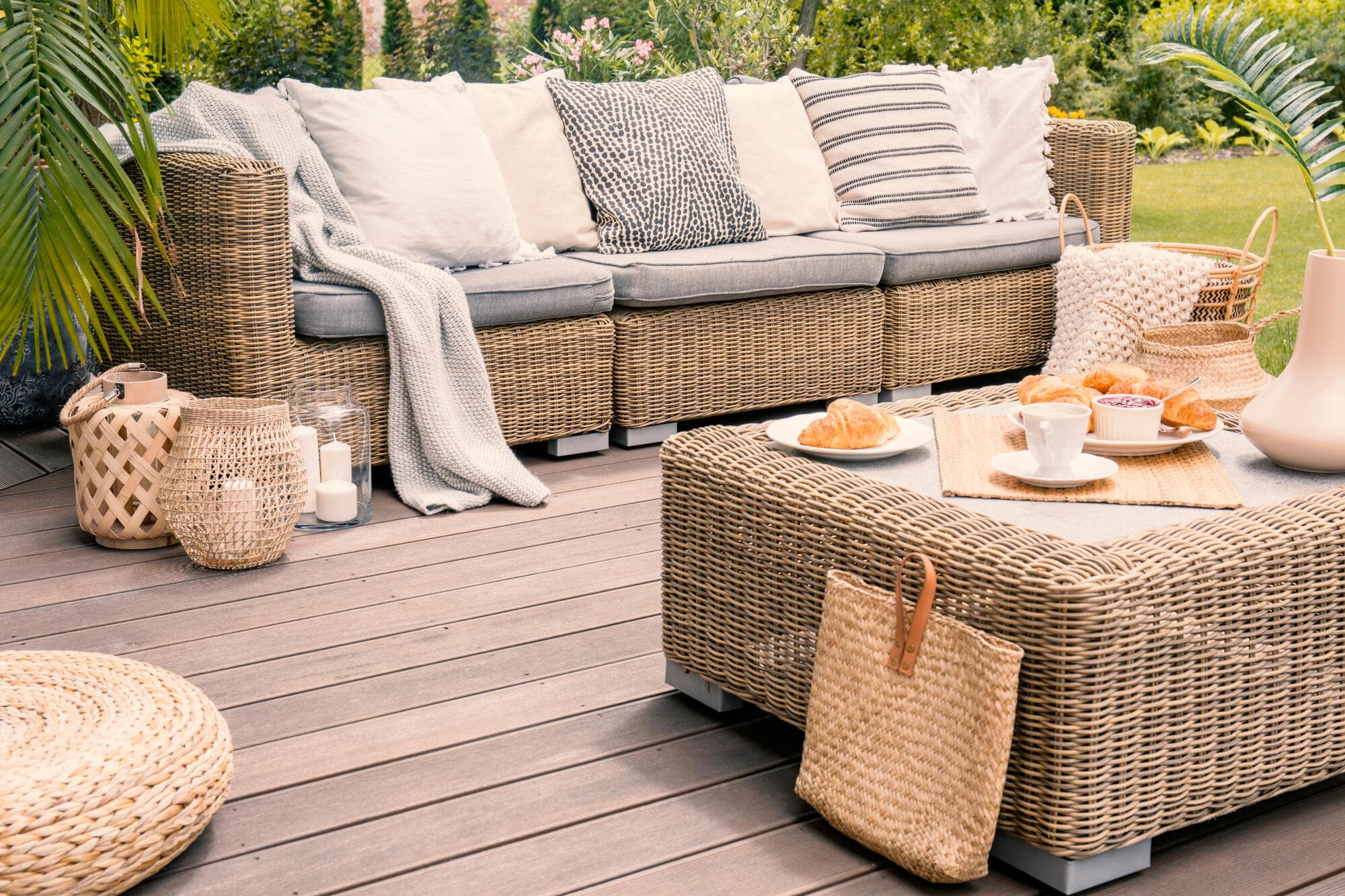 Vacation Rental Management Tips: How to Price Your Rental to Compete